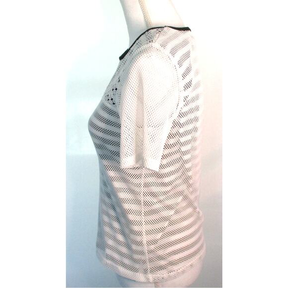 Alfred Dunner Women's Petite Black & White Striped Shirt Mesh Overlay Size PS - Picture 4 of 10